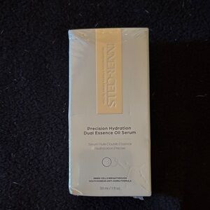 Precision Hydration Oil Serum - Cream